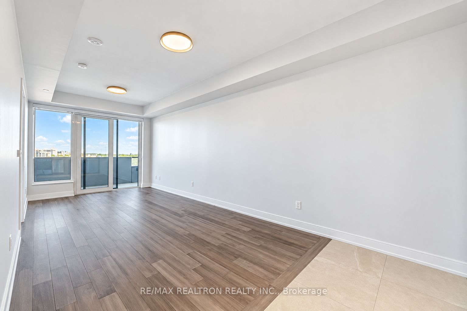 2525 Bathurst Street 710, Toronto, ON M6B 2Y9 photo 4