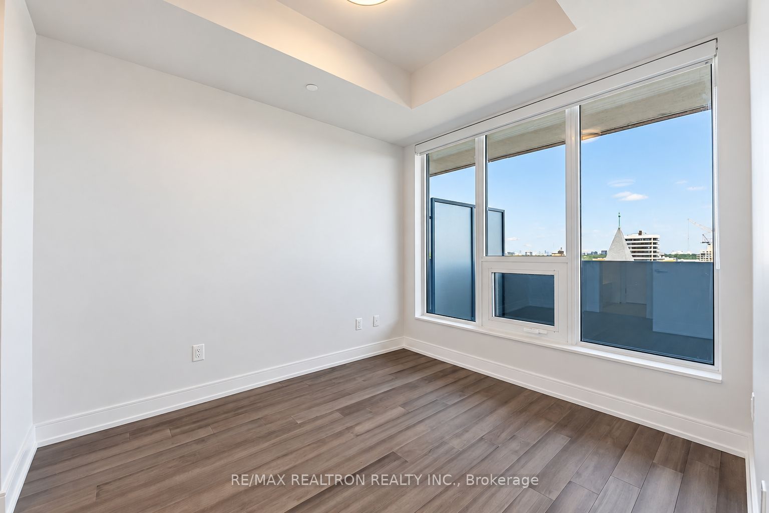 2525 Bathurst Street 710, Toronto, ON M6B 2Y9 photo 5