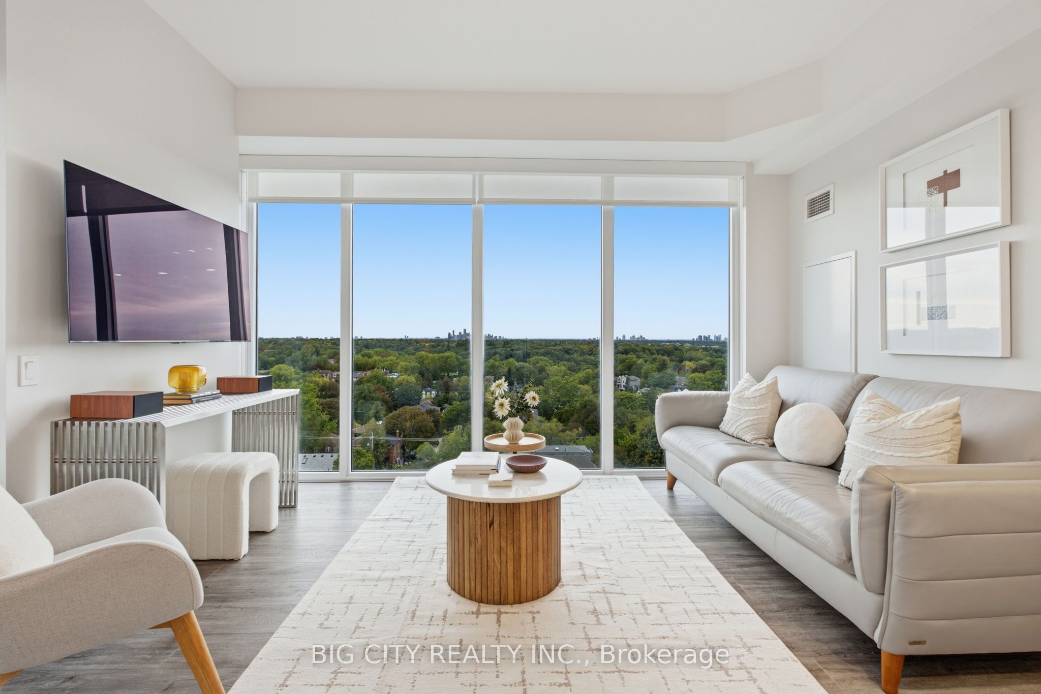 1 Cardiff Road 1006, Toronto, ON M4P 0G2