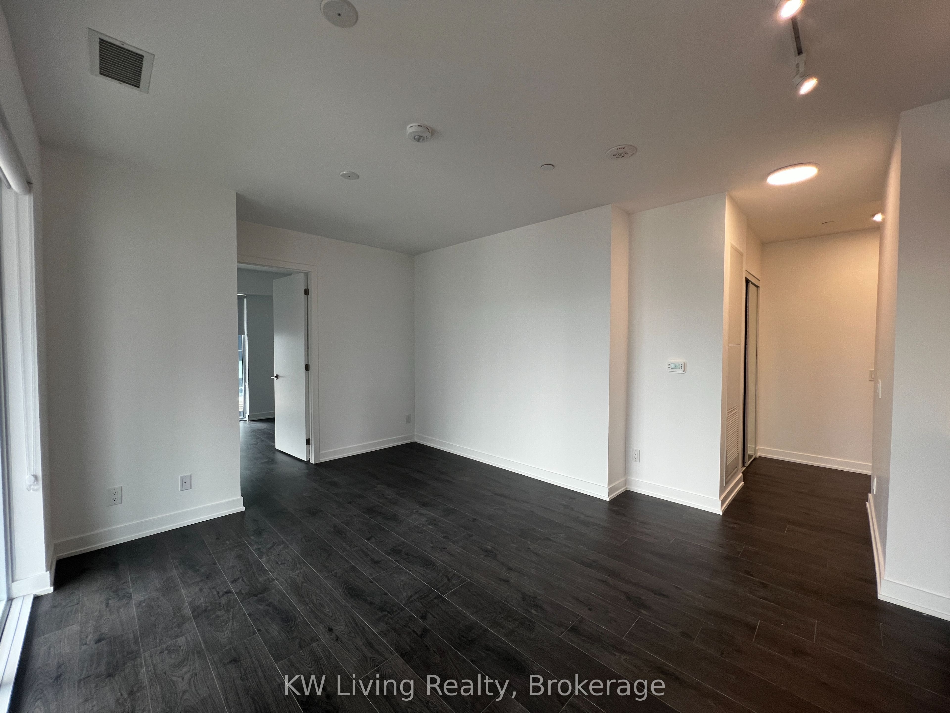 100 Queen Street E 1009, Toronto, ON M5C 0B5 photo 5