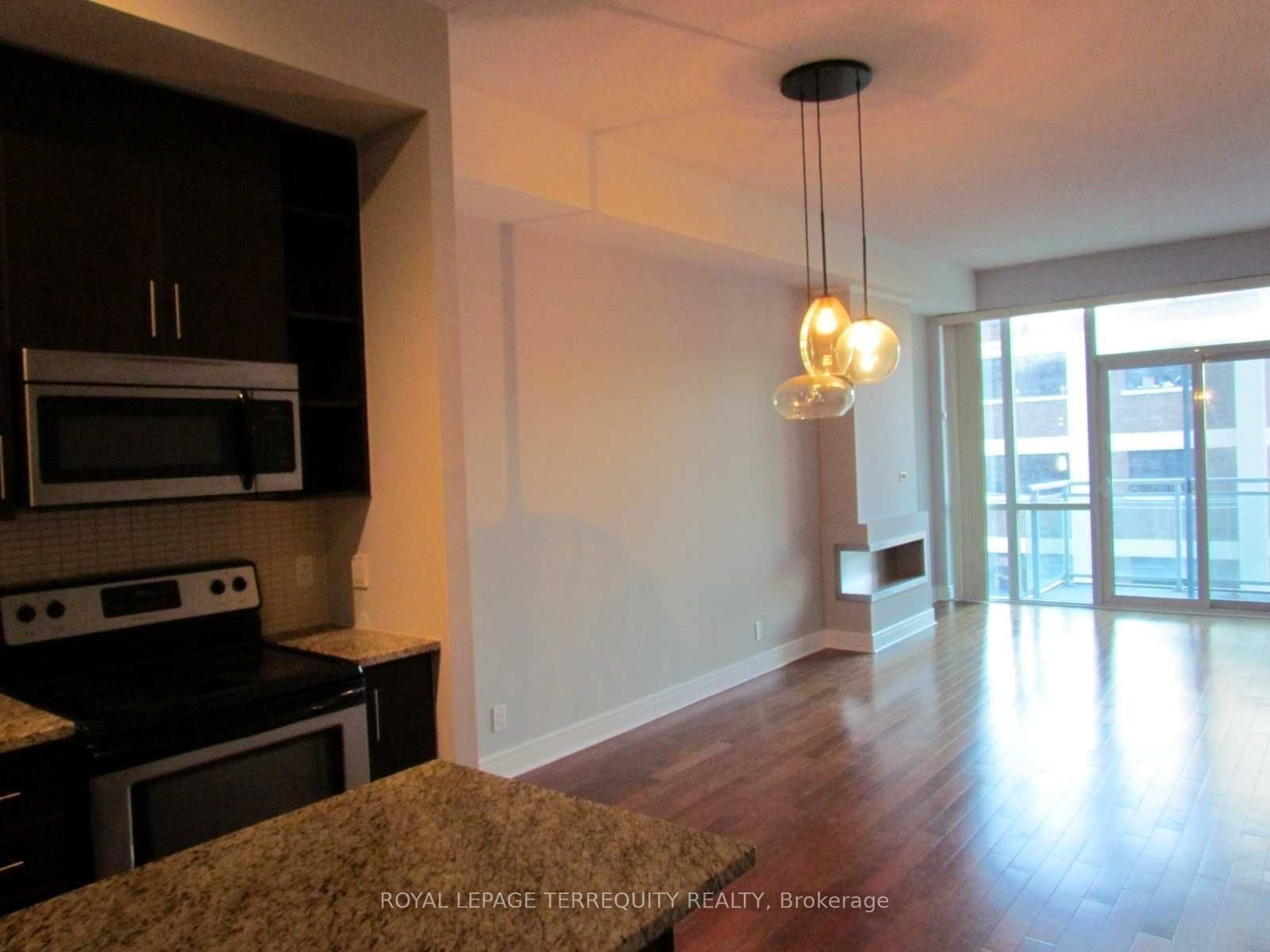 116 George Street 405, Toronto, ON M5A 3S2 photo 5