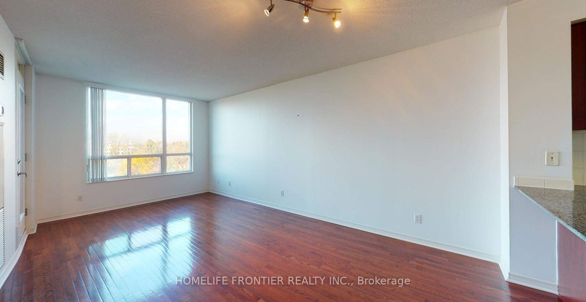 503 Beecroft Road 610, Toronto, ON M2N 0A2 photo 2