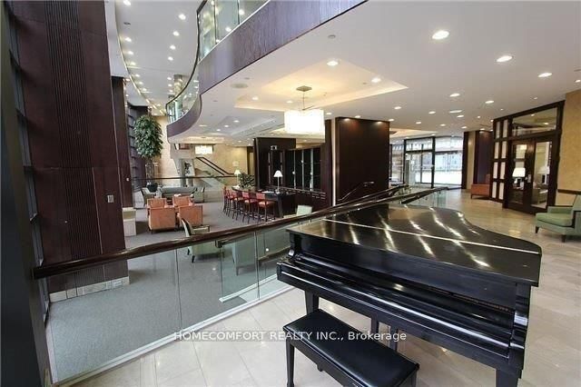 33 Sheppard Avenue E 2007, Toronto, ON M2N 7K1 photo 4