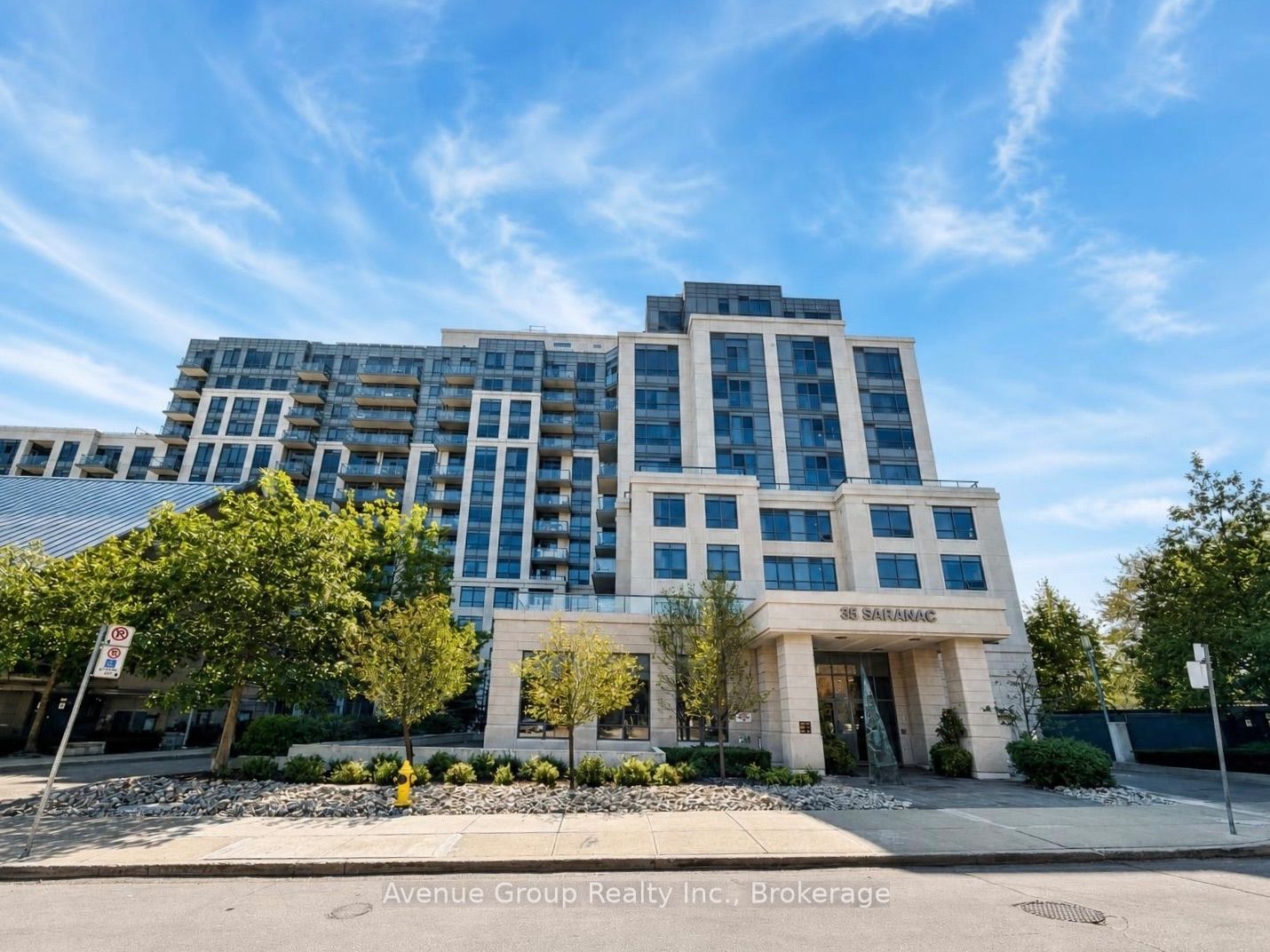35 Saranac Boulevard 527, Toronto, ON M6A 2G4 photo 2