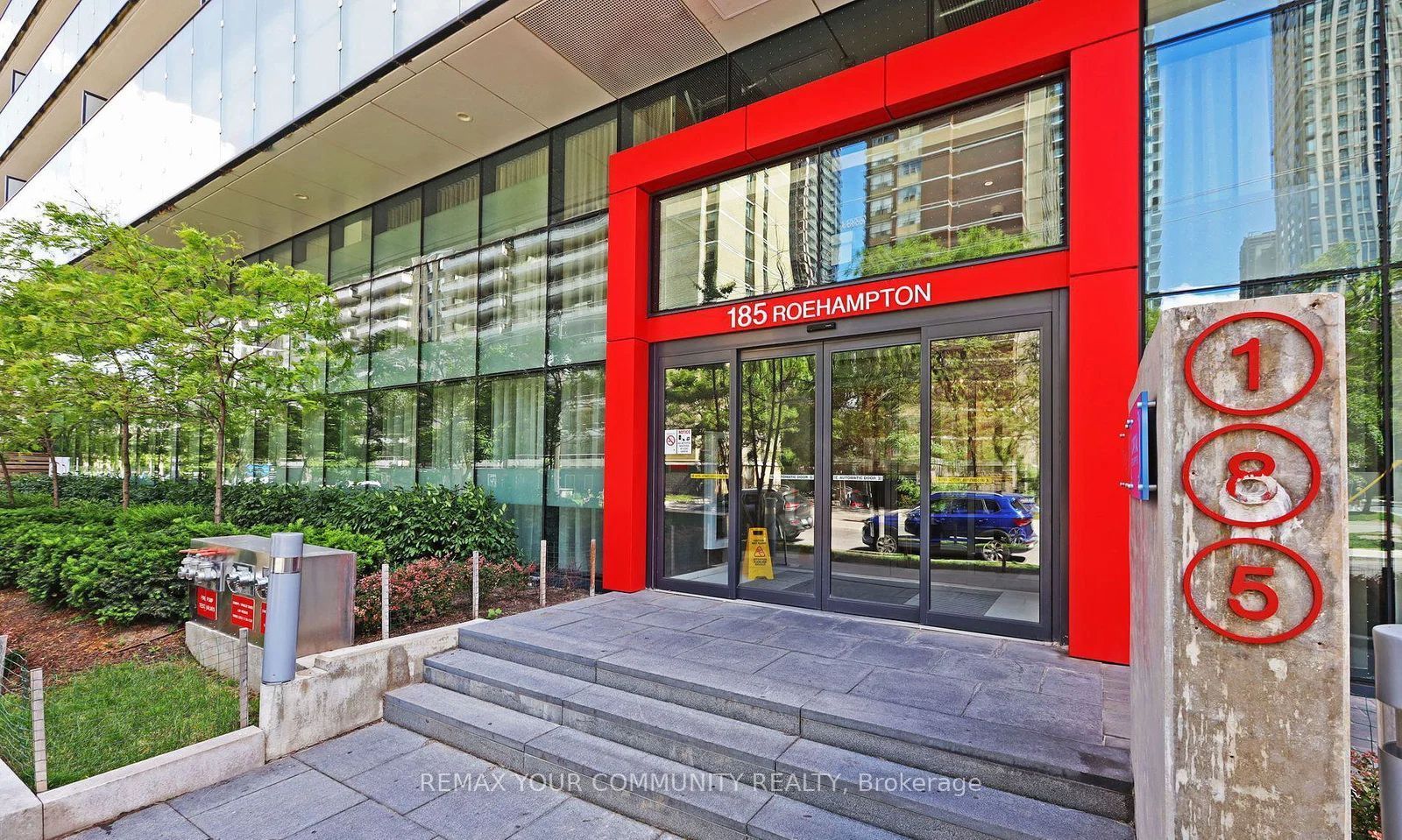 185 Roehampton Avenue 2503, Toronto, ON M4P 0C6 photo 3