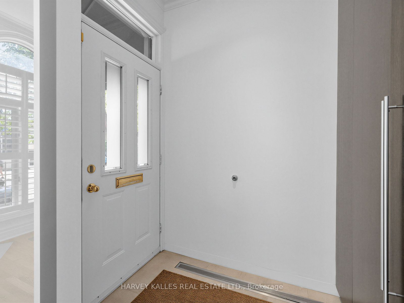 26 Marlborough Avenue, Toronto, ON M5R 1X6 photo 4