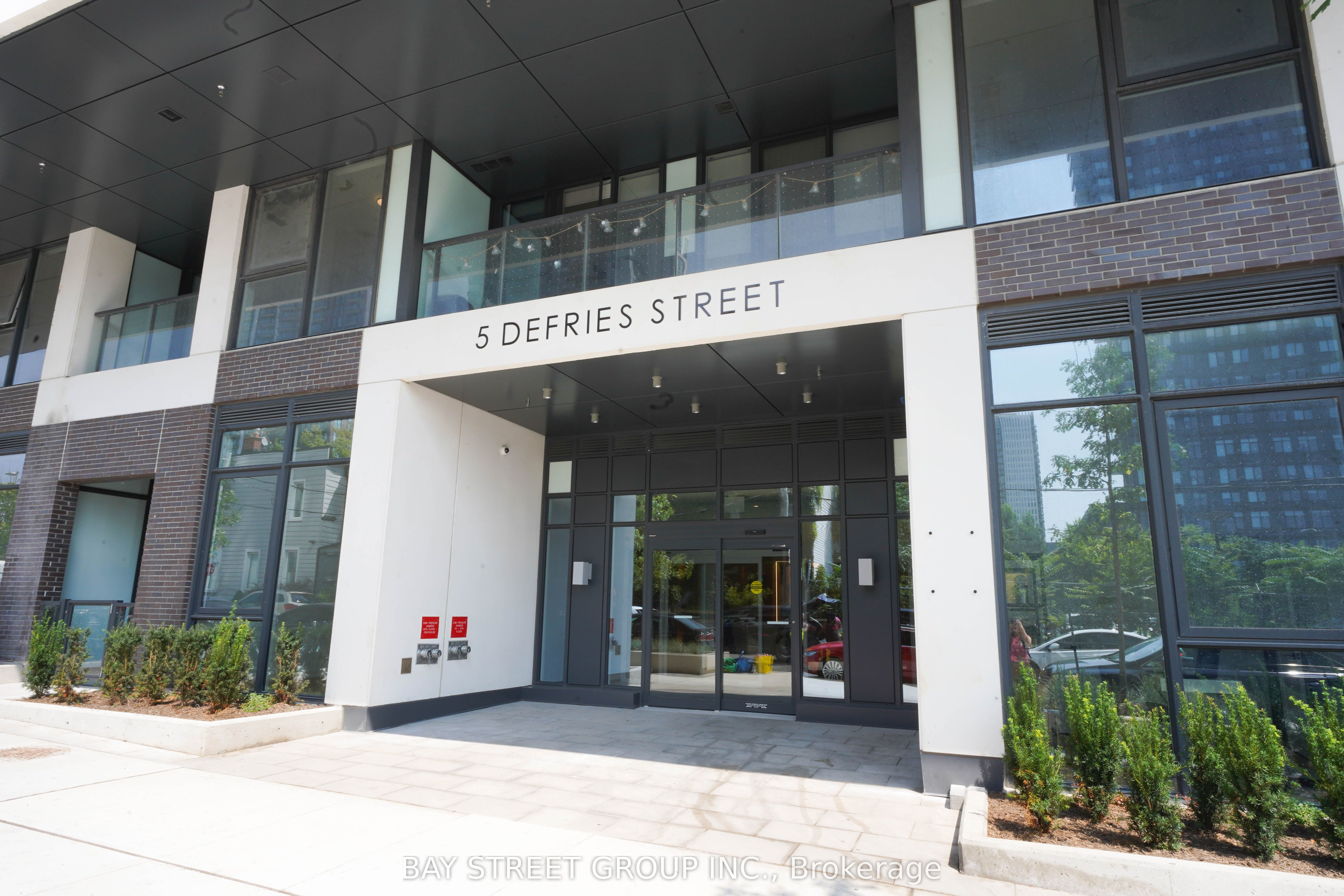5 Defries Street 2609, Toronto, ON M5A 0W7 photo 2