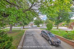 58 Reiber Crescent, Toronto, ON M2H 1C4 photo 3
