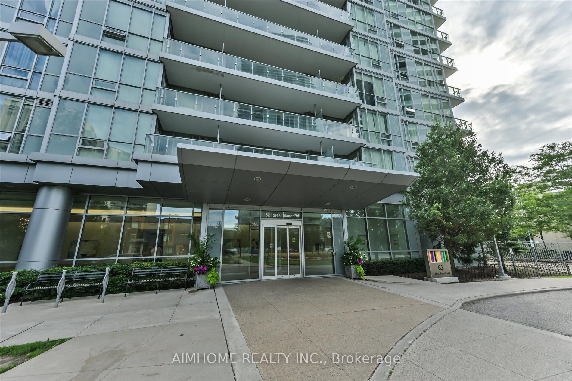 62 Forest Manor Road 1604, Toronto, ON M2J 1M6 photo 3