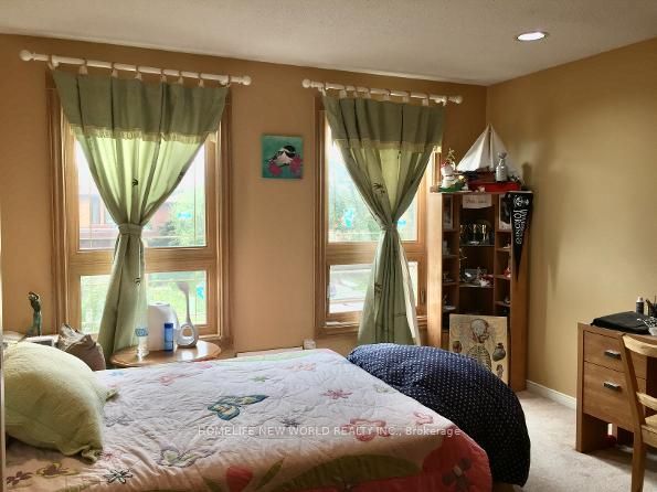 38 Marcelline Crescent Room  2ND Floor, Toronto, ON M2K 2V7 photo 3