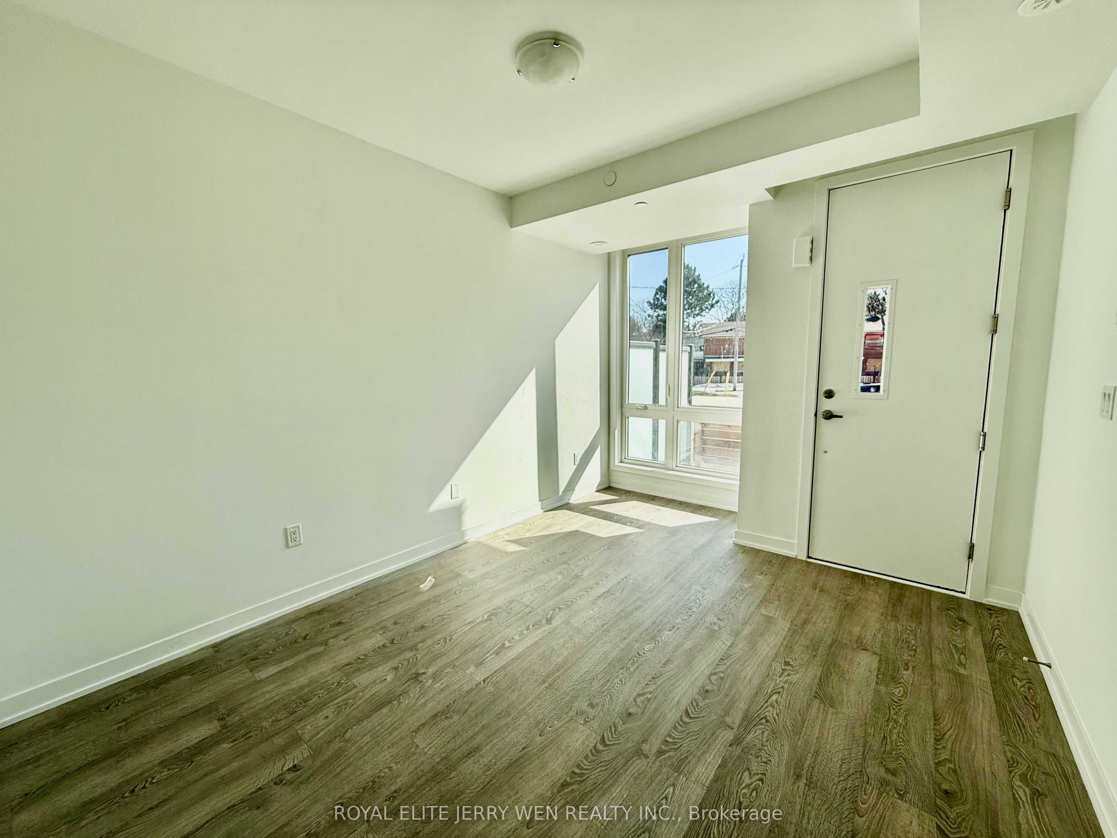 16 Turtle Island Road, Toronto, ON M6A 0G2 photo 3