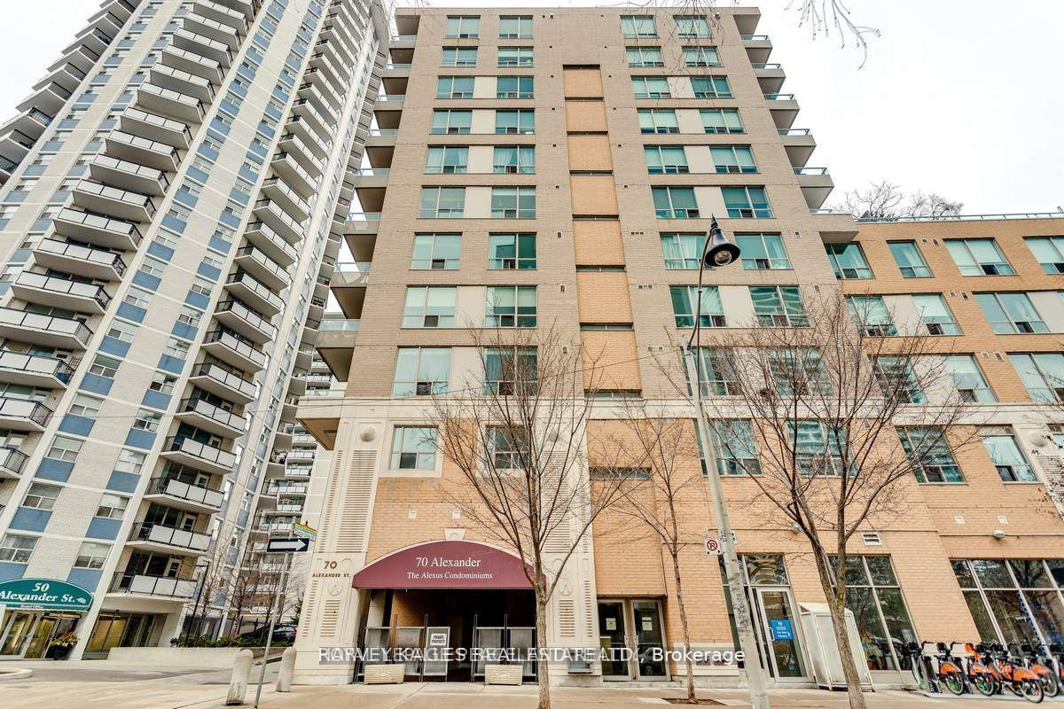 70 Alexander Street 703, Toronto, ON M4Y 1B4