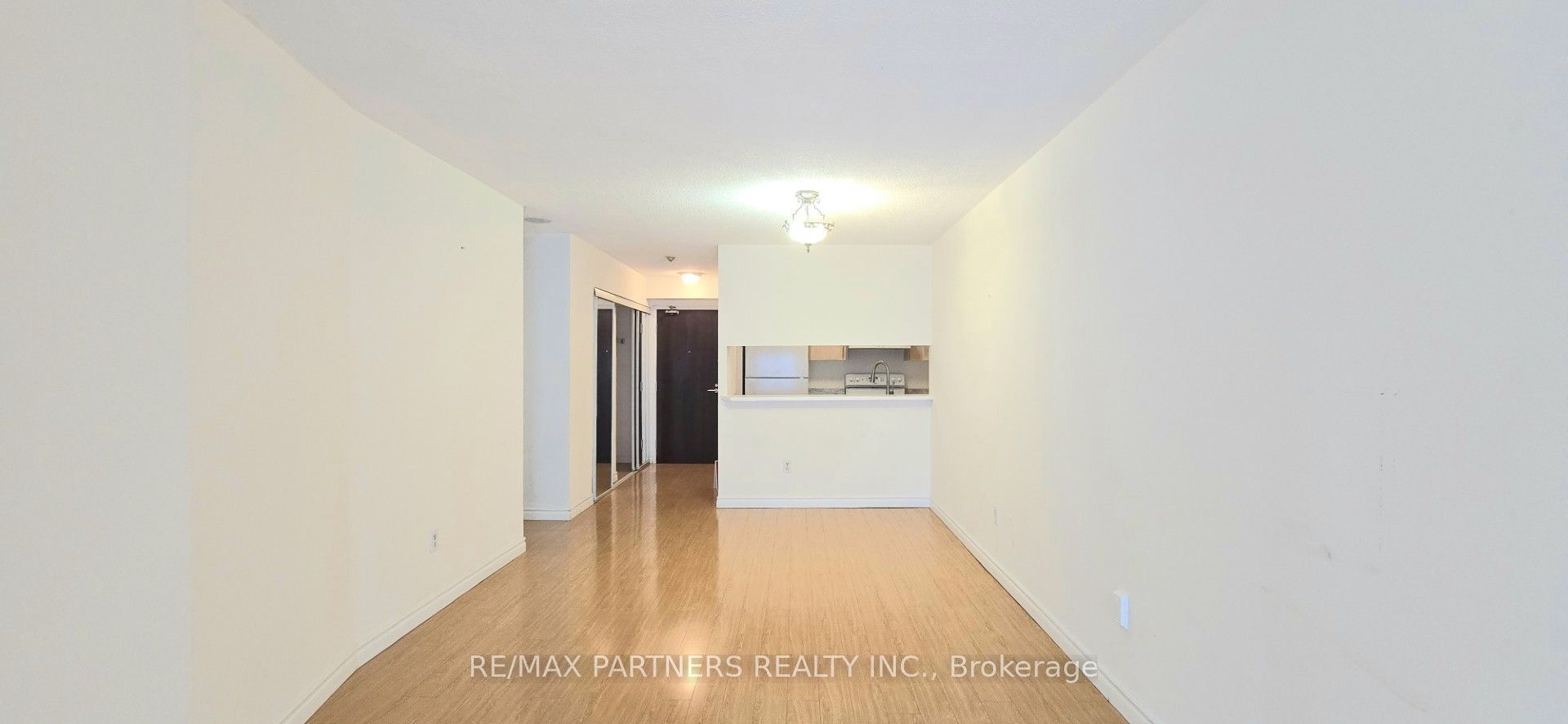 1055 Bay Street 208, Toronto, ON M5S 3A3 photo 4