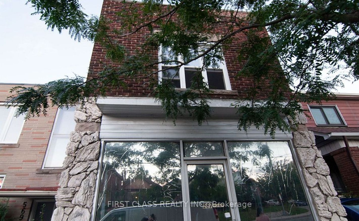 567 Oakwood Avenue Upper, Toronto, ON M6E 2X6