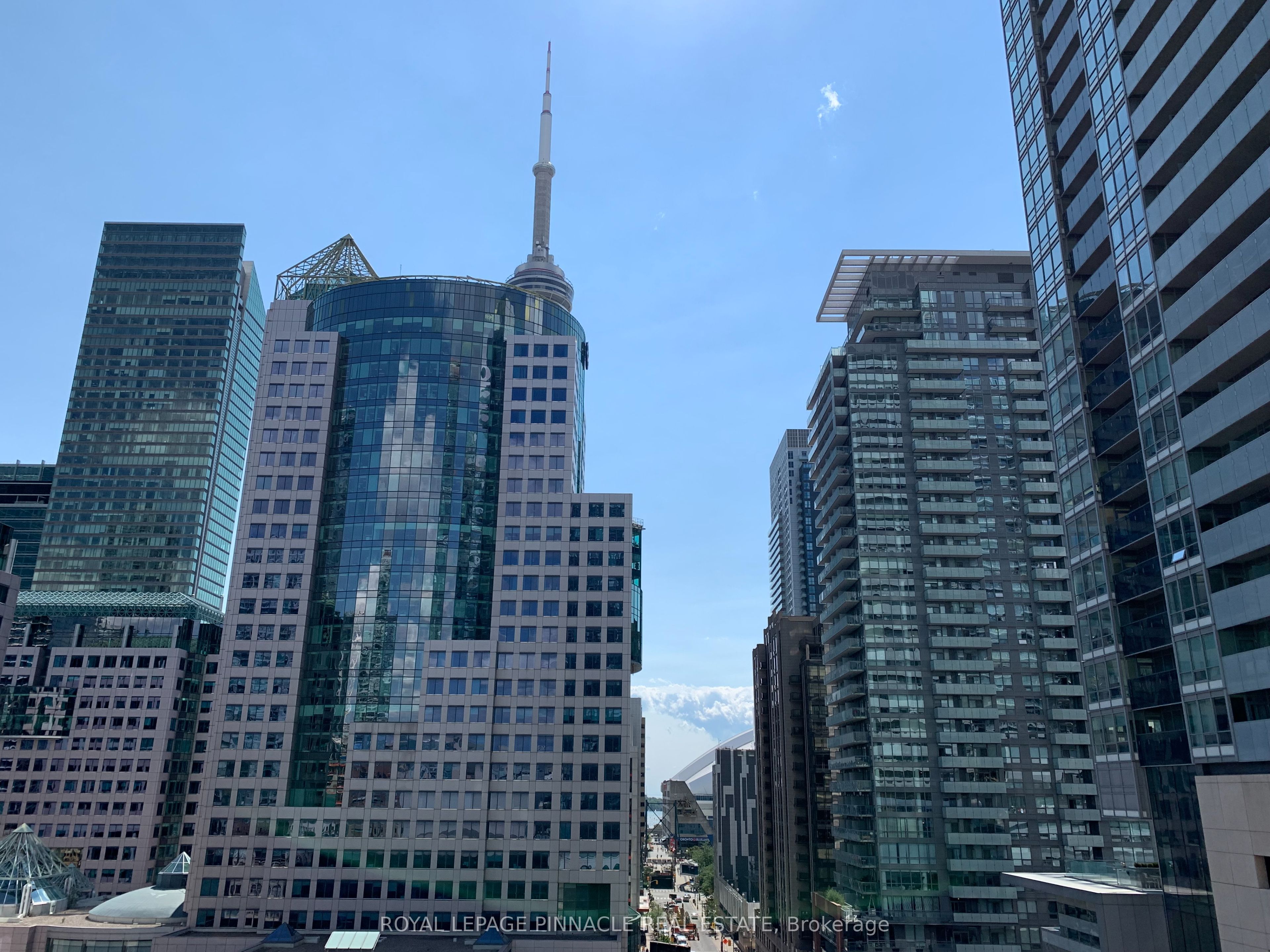 99 John Street 903, Toronto, ON M5V 0S6 photo 2