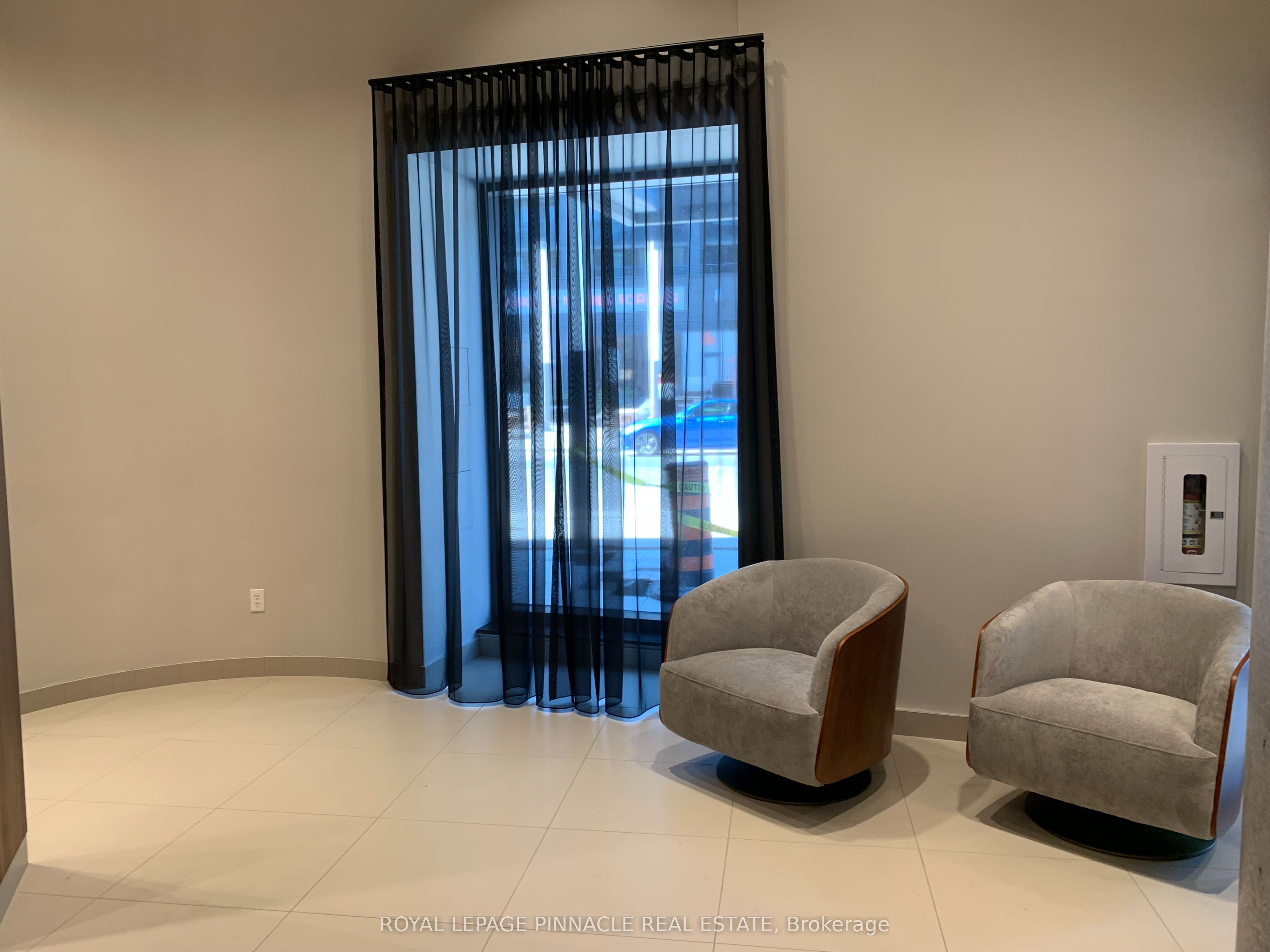 99 John Street 903, Toronto, ON M5V 0S6 photo 5