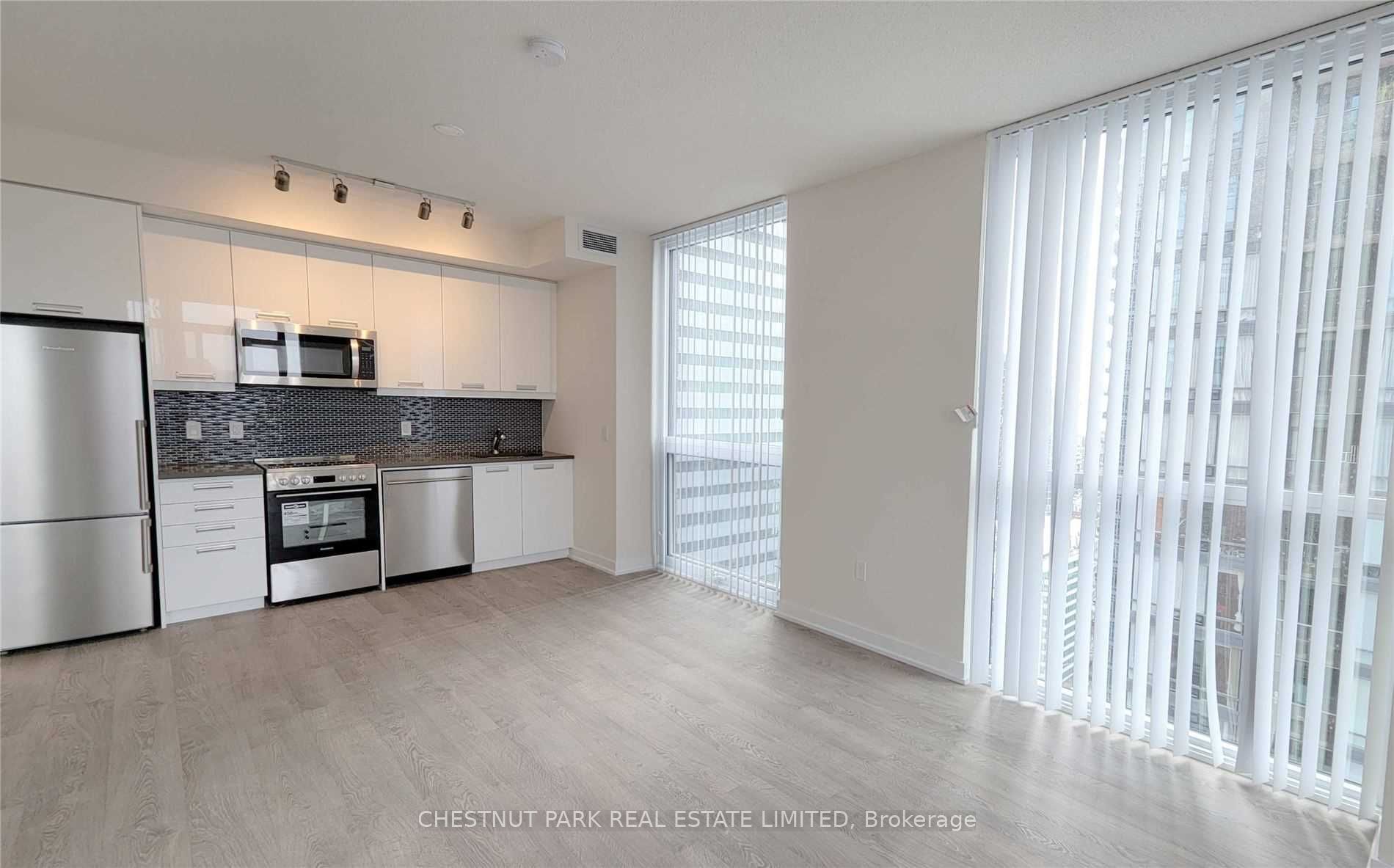 99 John Street 3307, Toronto, ON M5V 0S6 photo 4