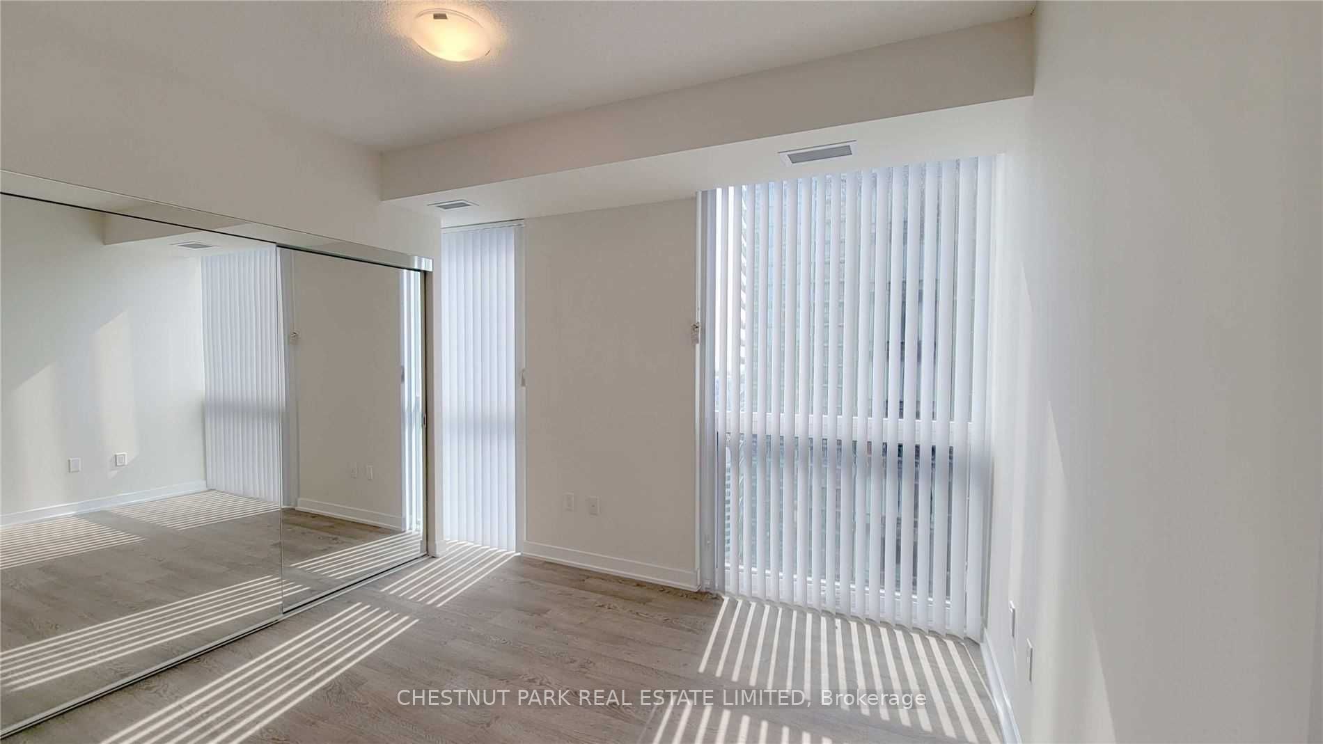 99 John Street 3307, Toronto, ON M5V 0S6 photo 5
