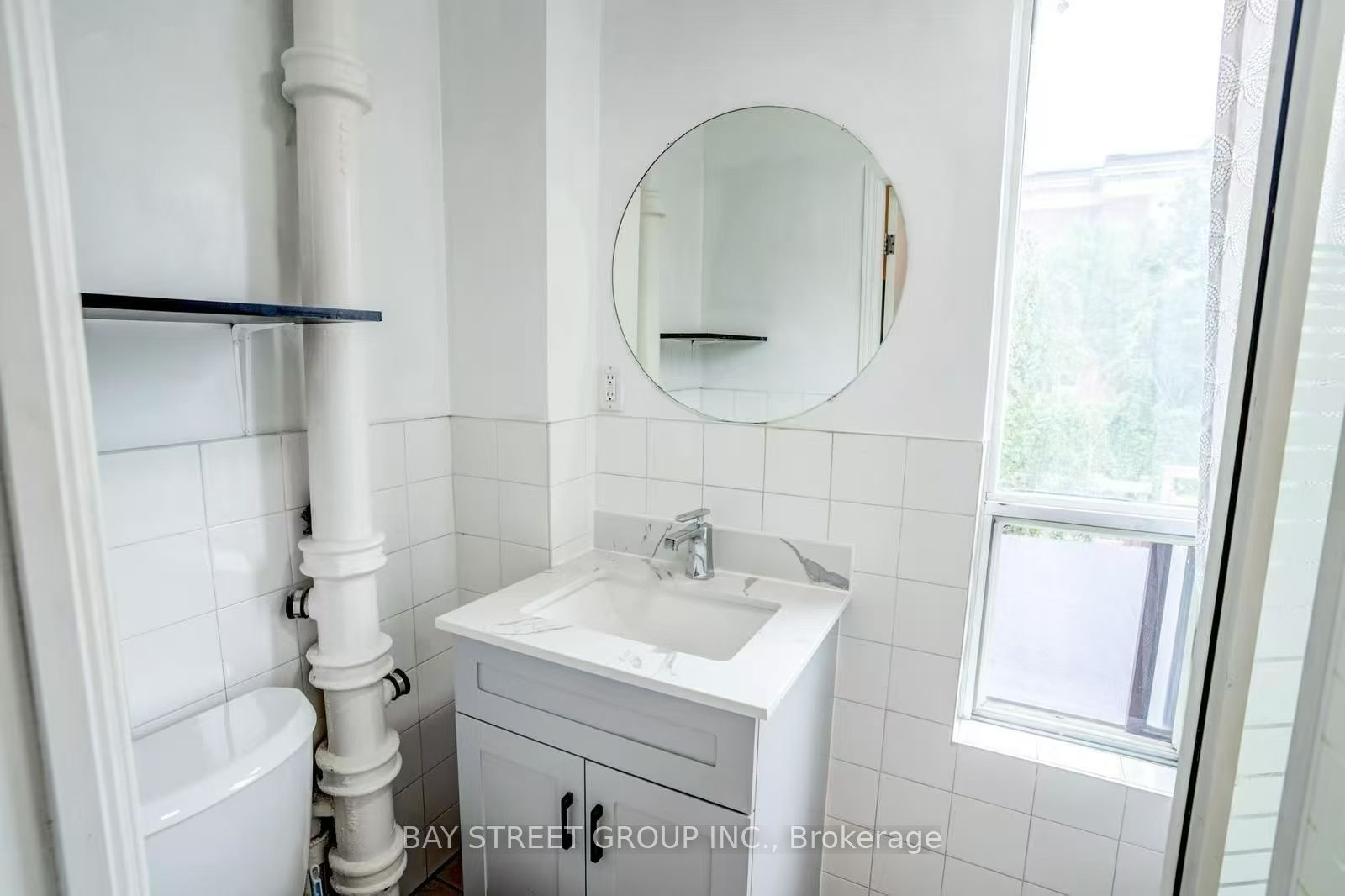 66 Euclid Avenue 2nd Floor, Toronto, ON M6J 2J9 photo 5