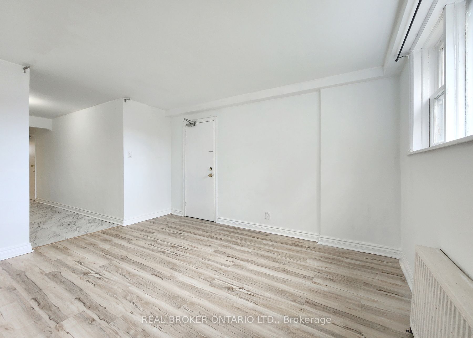 388 Winona Drive 1, Toronto, ON M6C 3T5 photo 3