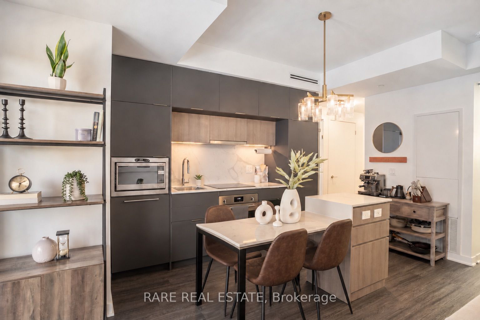 185 Alberta Avenue 410, Toronto, ON M6C 0A5 photo 2