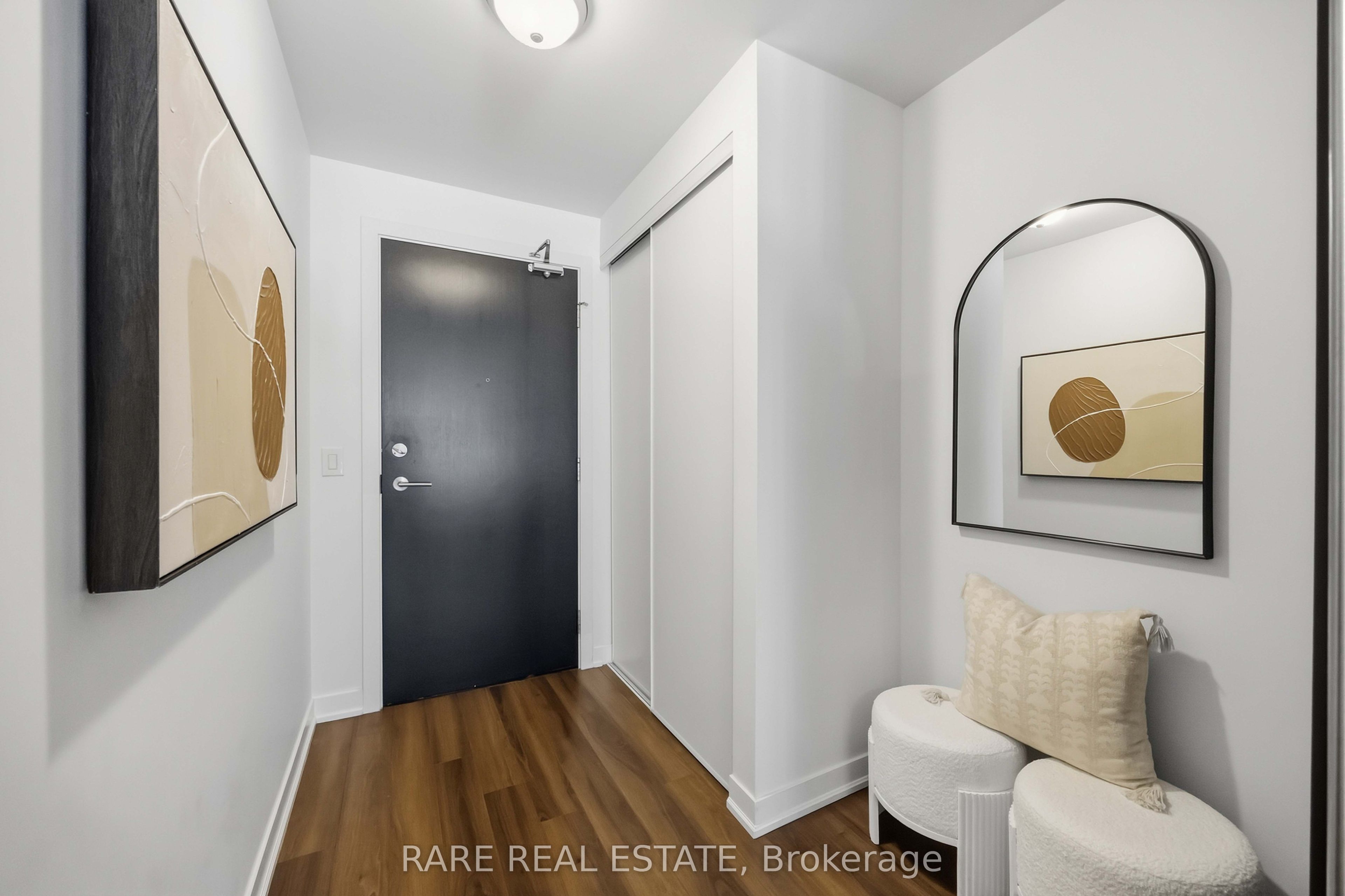 60 Berwick Avenue 518, Toronto, ON M5P 0A3 photo 3
