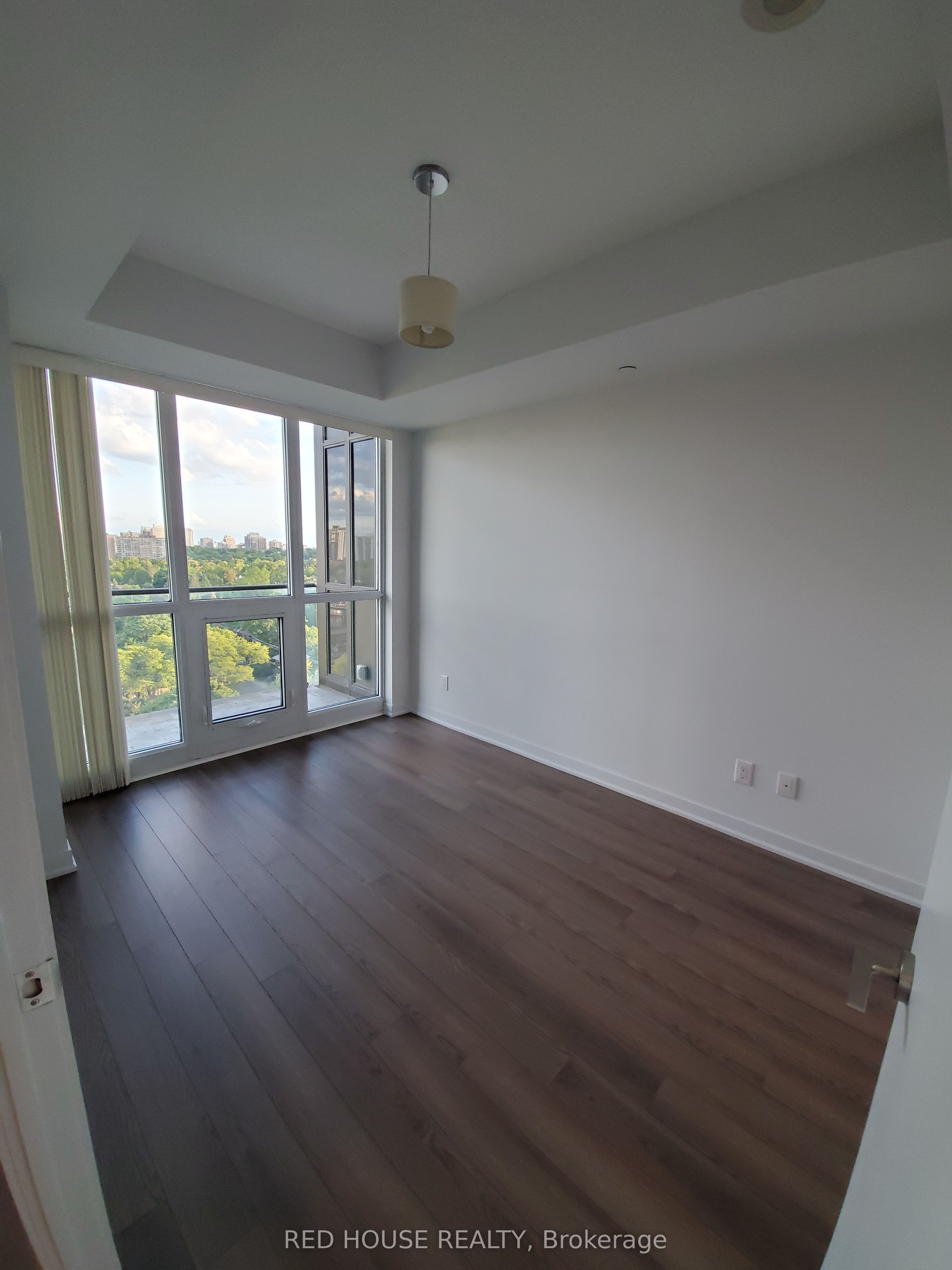 60 Berwick Avenue 1403, Toronto, ON M5P 0A3 photo 5
