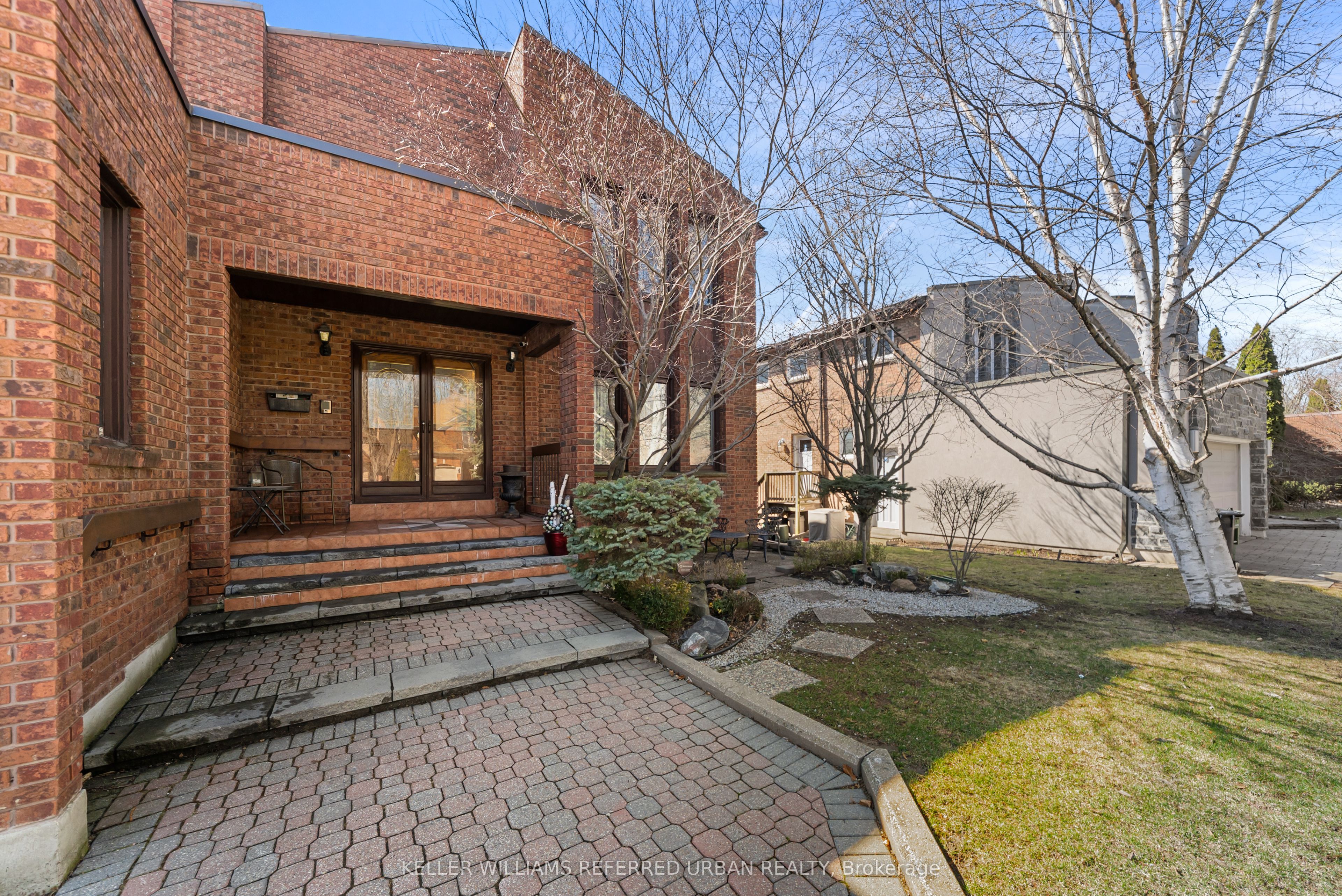 73 Garnier Court, Toronto, ON M2M 4C8 photo 3