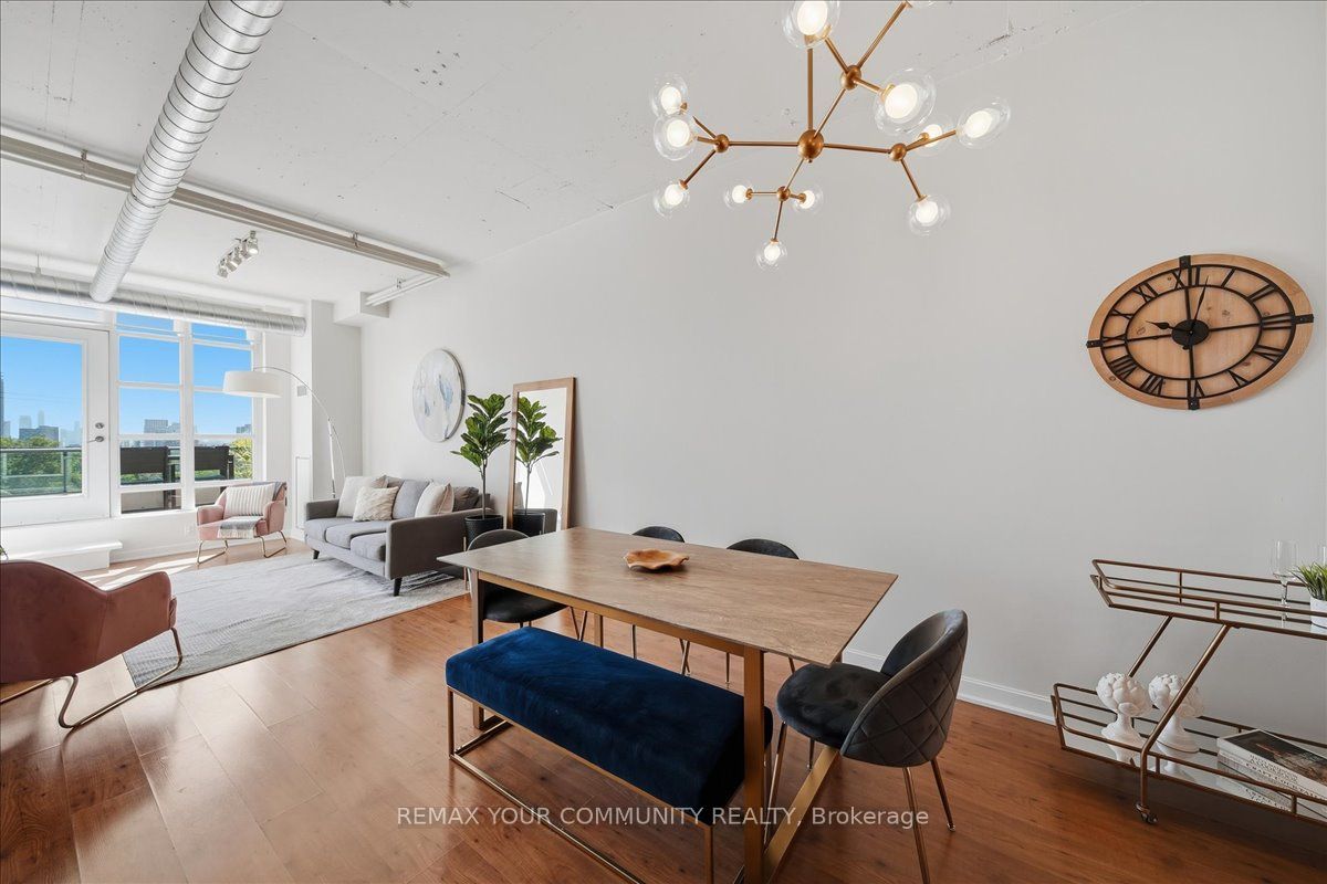 380 Macpherson Avenue 501, Toronto, ON M4V 3E3 photo 5