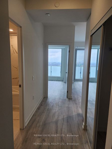 8 Olympic Garden Drive S3007, Toronto, ON M2M 0B9 photo 4