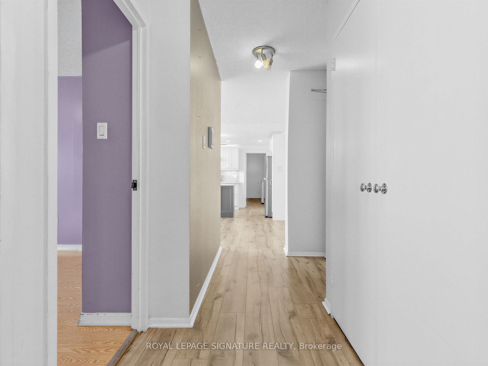5 Parkway Forest Drive 1703, Toronto, ON M2J 1L2 photo 4
