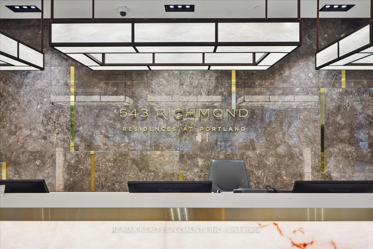 543 Richmond Street W 502, Toronto, ON M5V 1Y6 photo 3