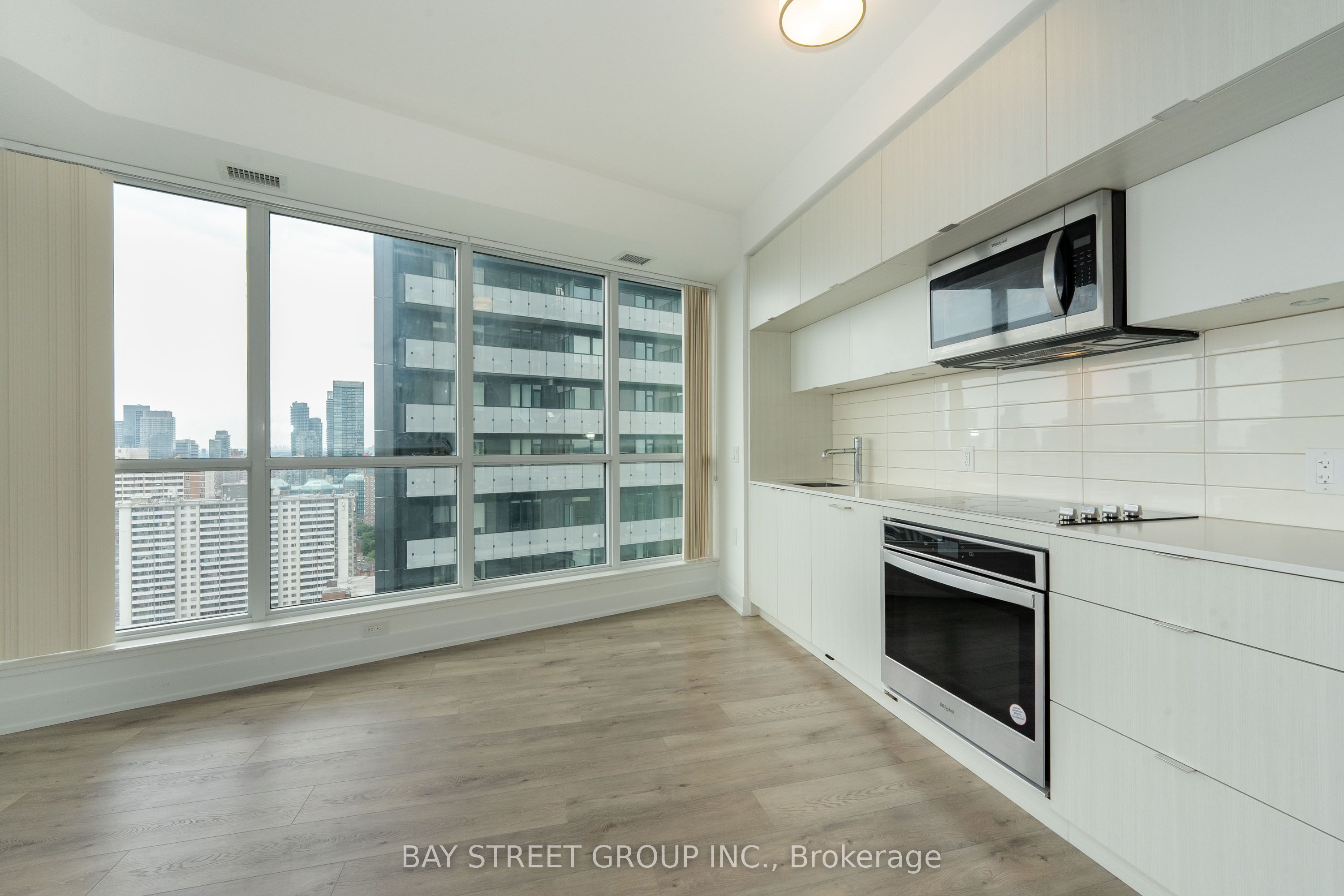 585 Bloor Street E 3222, Toronto, ON M4W 0B3 photo 5