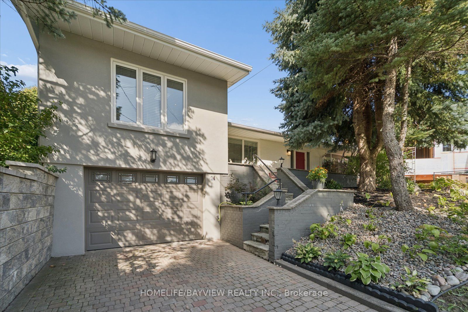 24 Ravenscroft Circle, Toronto, ON M2K 1W9 photo 2