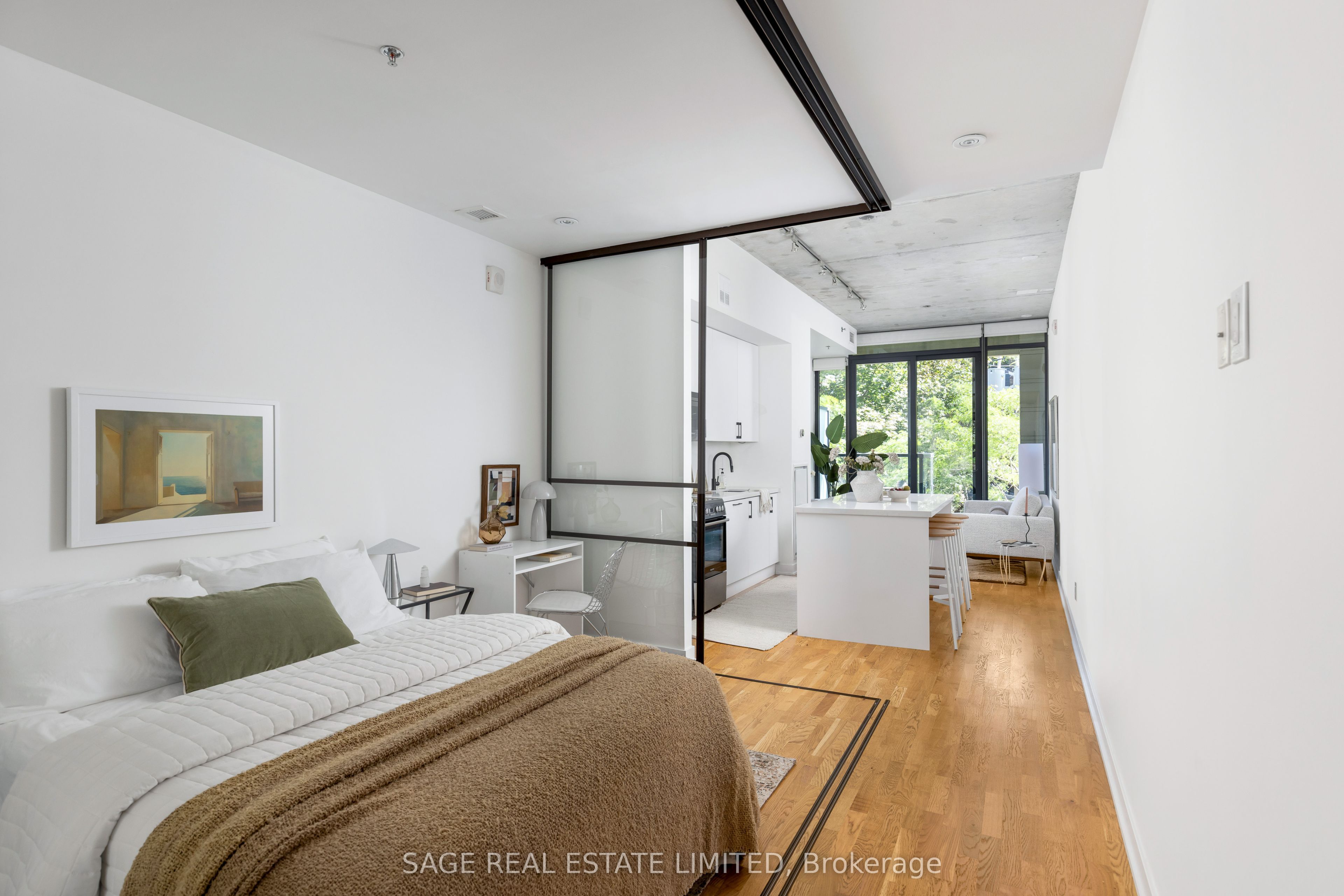 8 Dovercourt Road 216, Toronto, ON M6J 0B6 photo 5