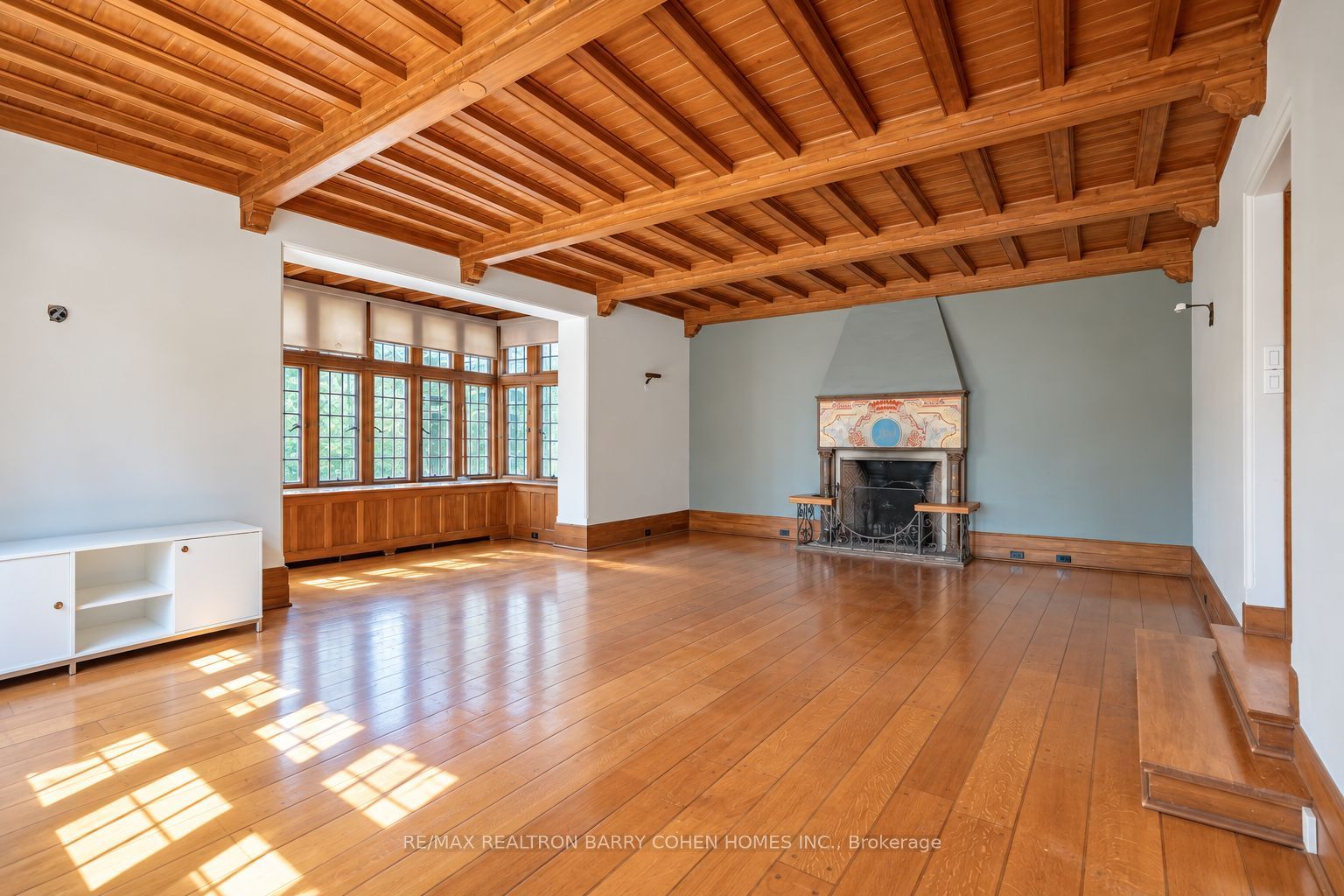 372 Old Yonge Street, Toronto, ON M2P 1R4 photo 4