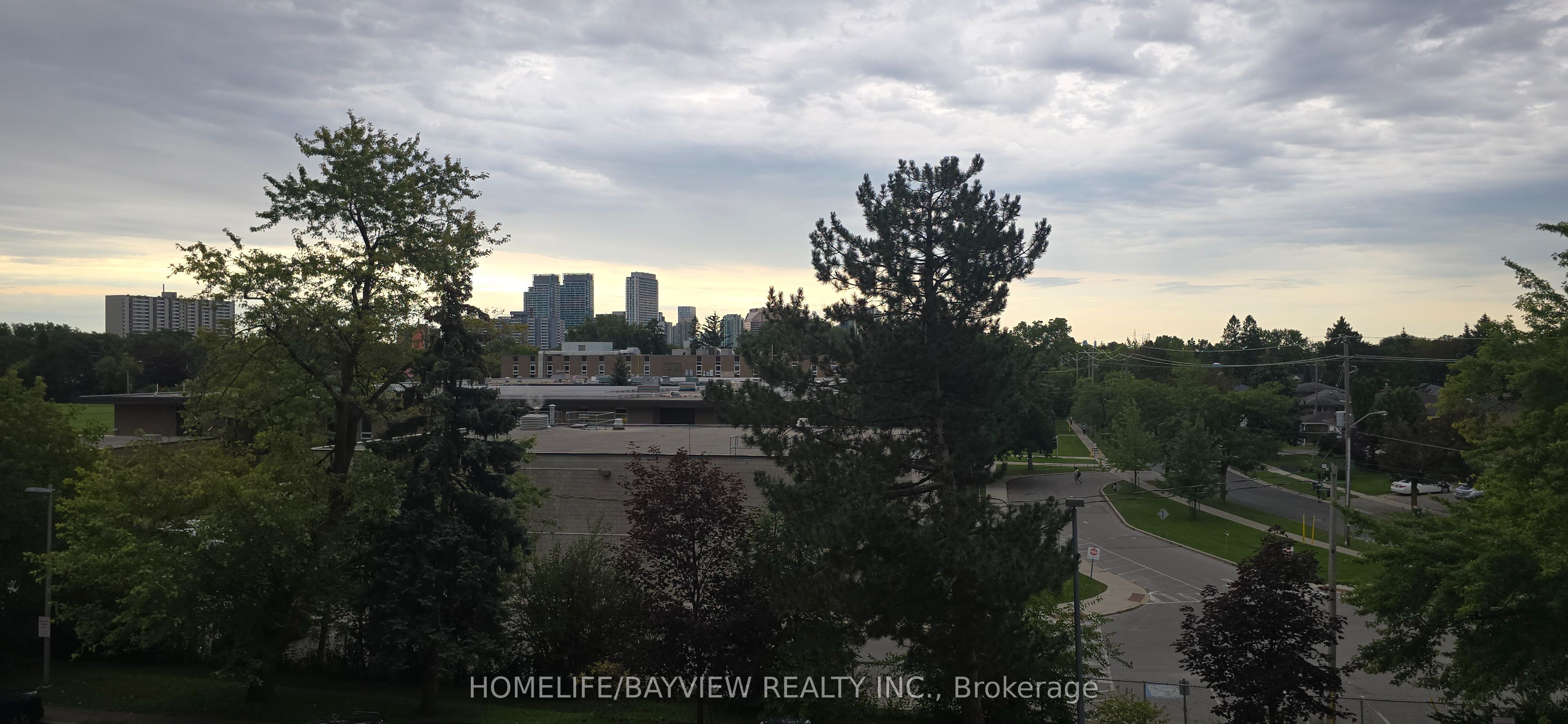 175 Hilda Avenue 403, Toronto, ON M2M 1V8 photo 3