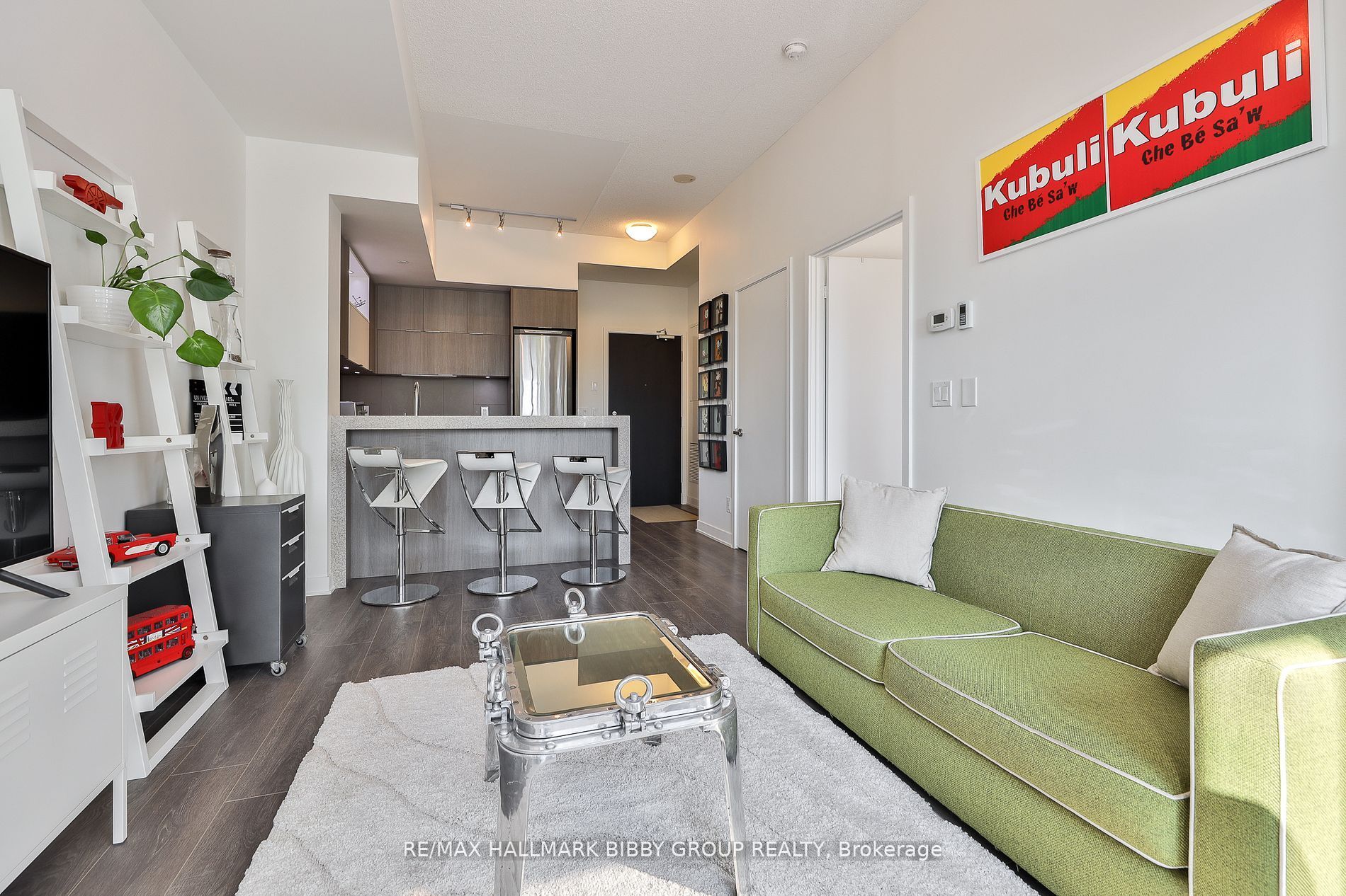 170 Sumach Street 307, Toronto, ON M5A 0C3 photo 3