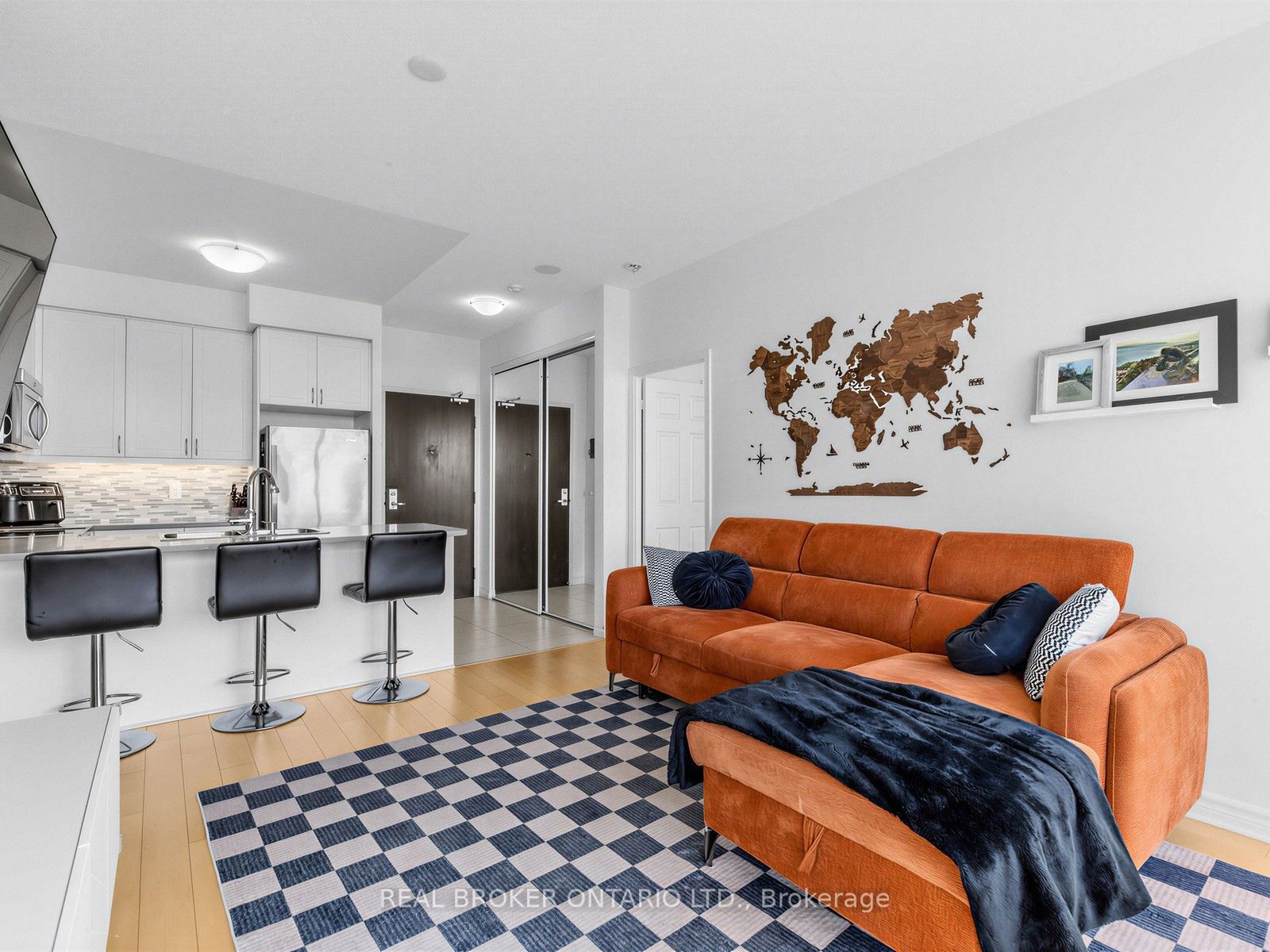 25 Lower Simcoe Street 1717, Toronto, ON M5J 3A1 photo 4