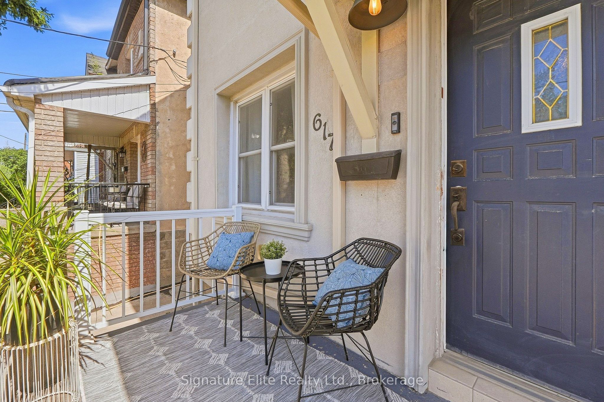 617 Lauder Avenue, Toronto, ON M6E 3J8 photo 3