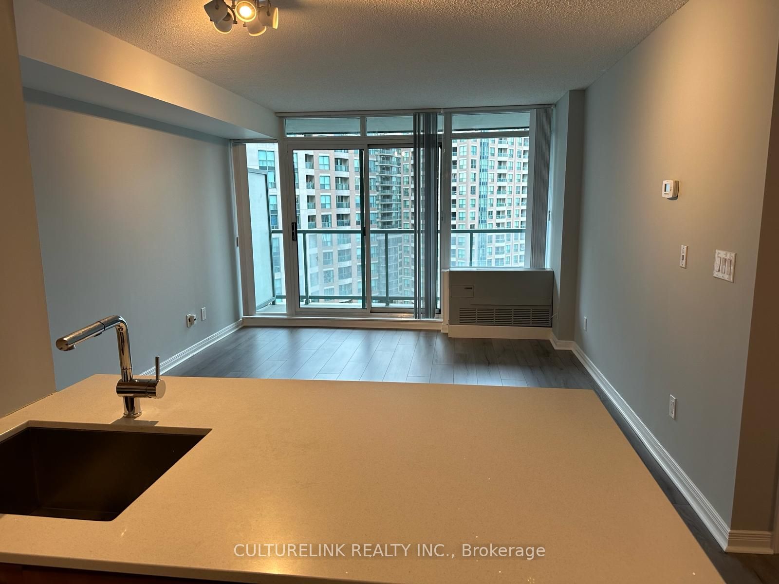 5500 Yonge Street 1509, Toronto, ON M2N 7L1 photo 4
