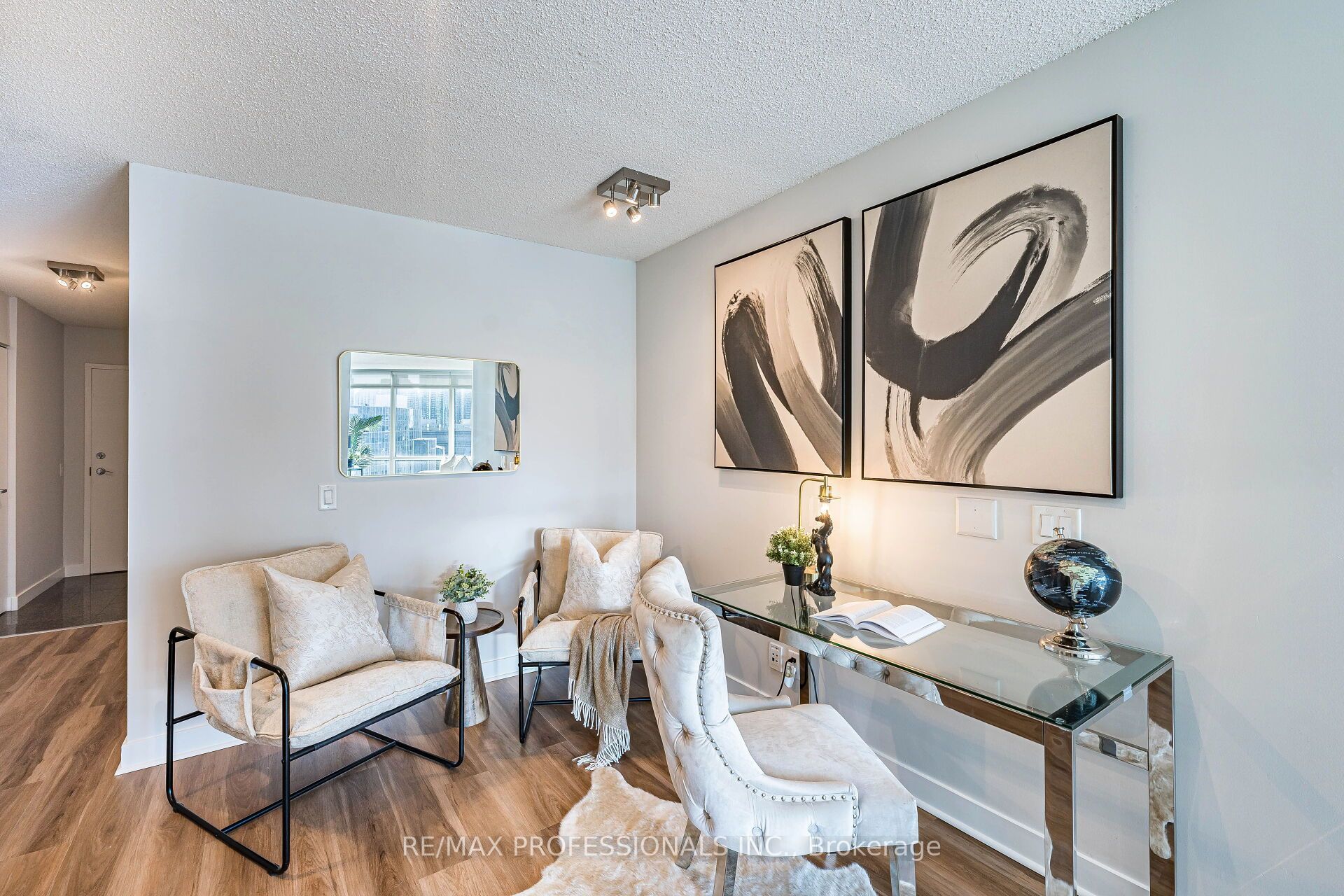 361 Front Street W 1803, Toronto, ON M5V 3R5 photo 3