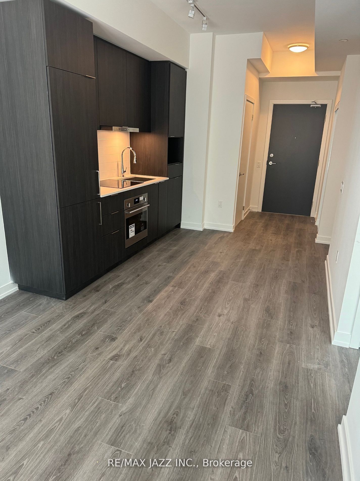 7 Golden Lion Heights 334, Toronto, ON M2M 0C1 photo 2