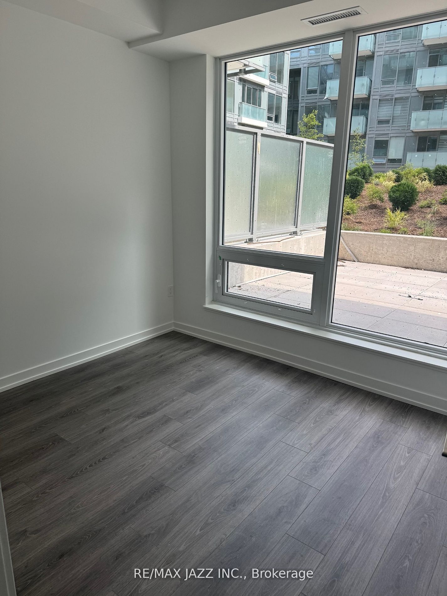 7 Golden Lion Heights 334, Toronto, ON M2M 0C1 photo 4