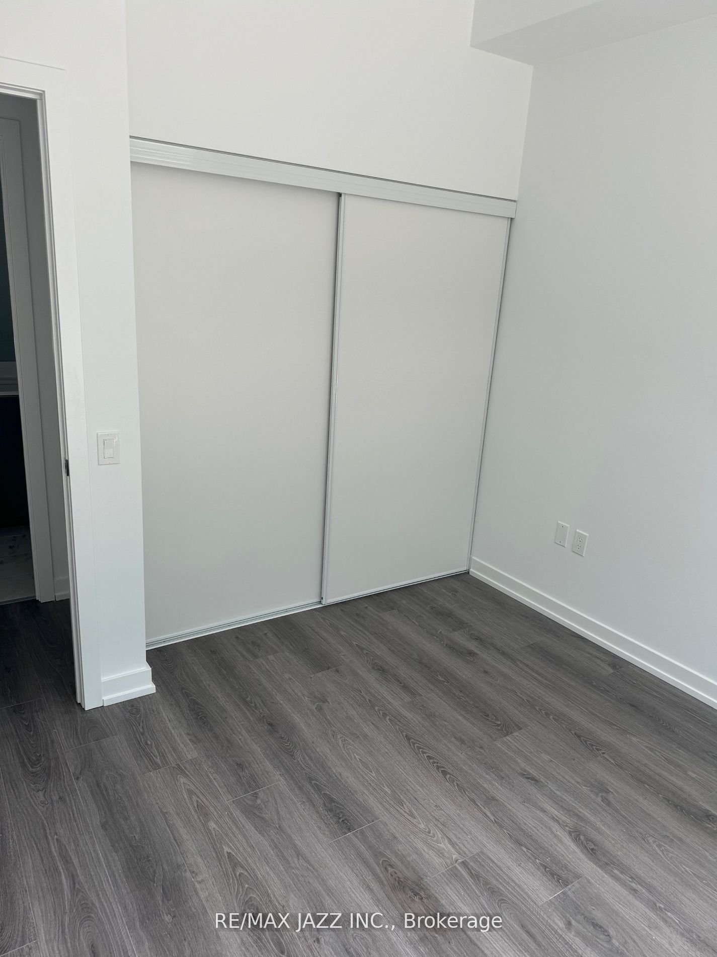 7 Golden Lion Heights 334, Toronto, ON M2M 0C1 photo 5