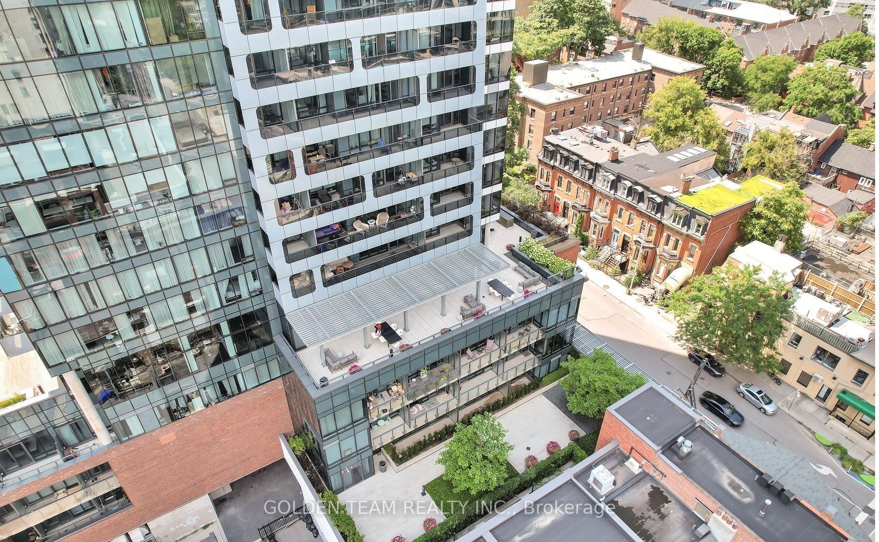 5 St Joseph Street 3810, Toronto, ON M4Y 1J6 photo 3