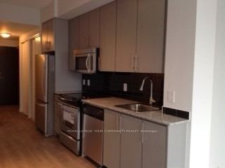 60 Berwick Avenue 306, Toronto, ON M5P 1H1 photo 5