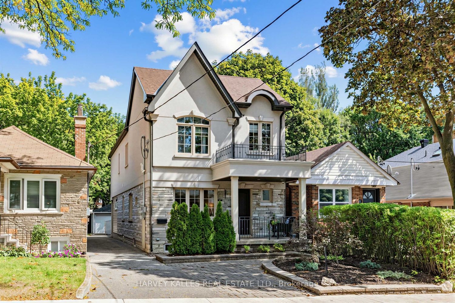 487 Winnett Avenue, Toronto, ON M6C 3M6