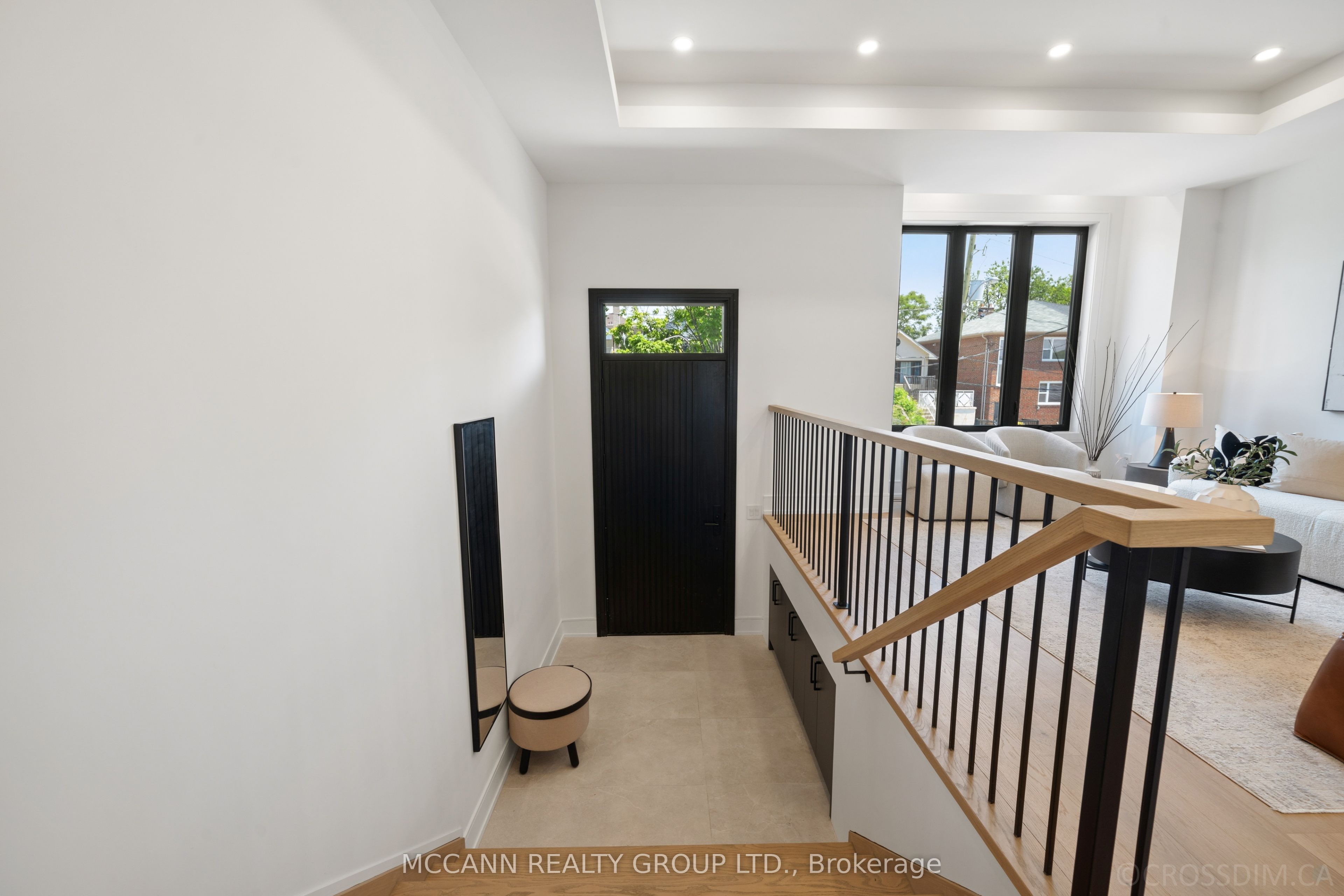 526 Westmount Avenue, Toronto, ON M6E 3N7 photo 4