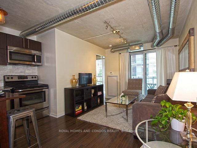 170 Sudbury Street 207, Toronto, ON M6J 0A1 photo 4